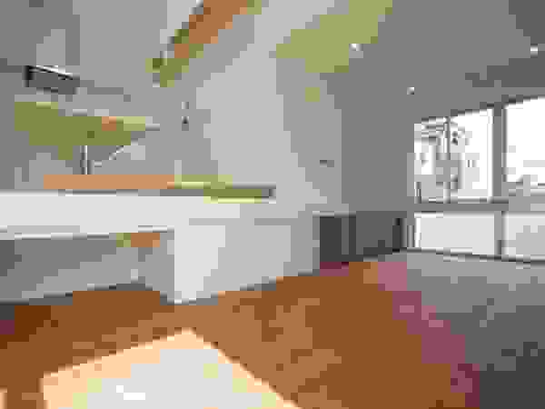 前田敦計画工房 Modern living room