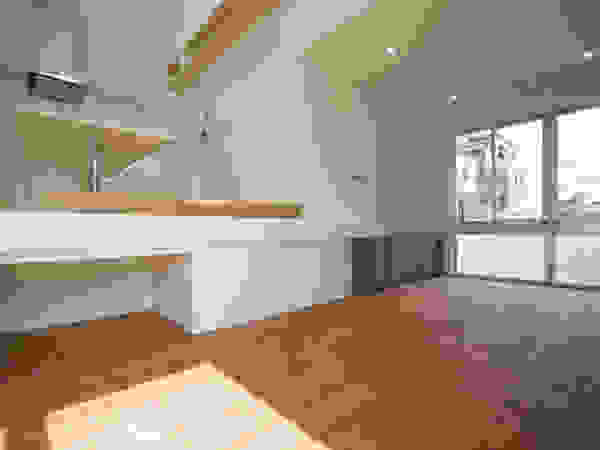 前田敦計画工房 Modern living room