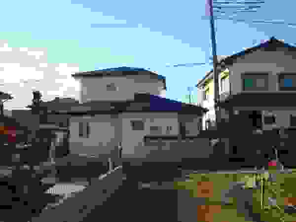 マルモコハウス Rumah Modern