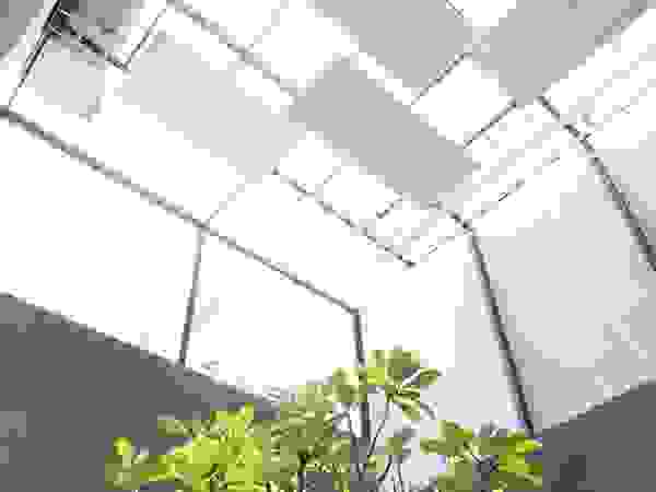 Parametr Architecture Garden Pond Iron/Steel White