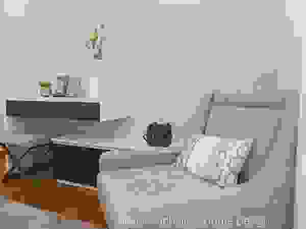 Ângela Pinheiro Home Design BedroomDressing tables