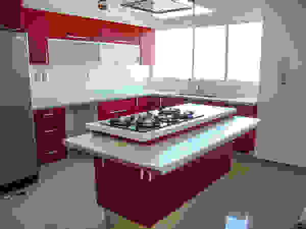 Estilo Homes Minimalist kitchen