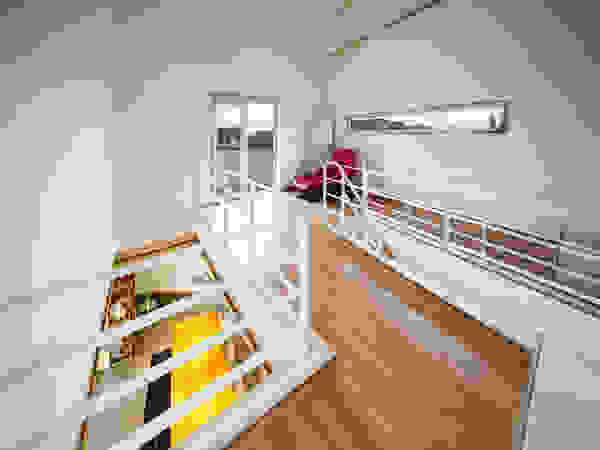 (주)유타건축사사무소 Modern Corridor, Hallway and Staircase
