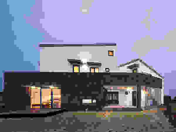 (주)유타건축사사무소 Modern Houses