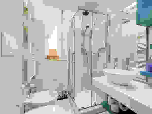 Luca Tranquilli - Fotografo Modern Bathroom