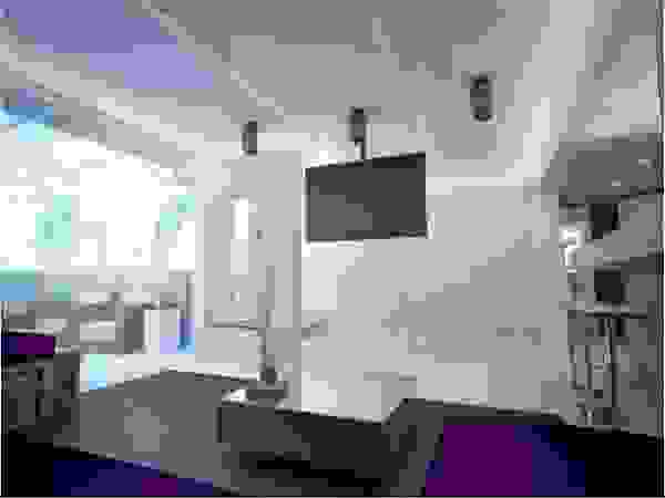PLANYTEC CONSTRUÇÕES E PROJETOS Modern living room