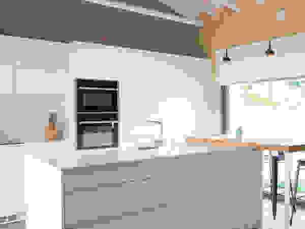 ESTUDIO SANTOS GIJÓN Kitchen Wood