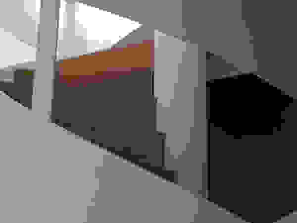 Metal. Car. Corridor, hallway & stairsStairs Iron/Steel White