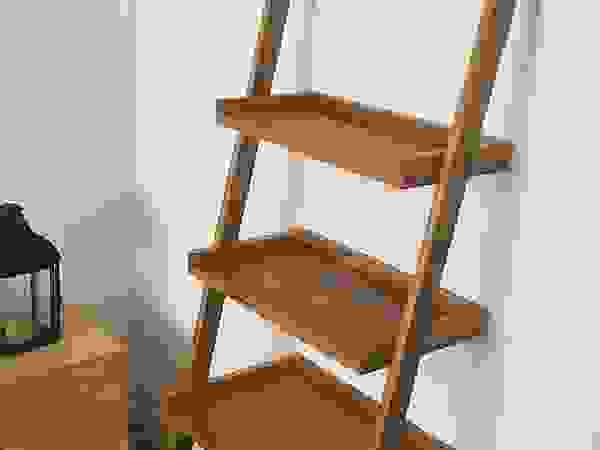 Barragan Carpinteria Living roomShelves Solid Wood