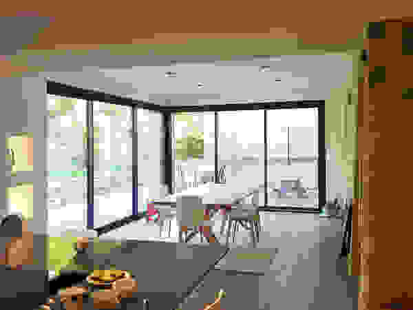 Jean-Paul Magy architecte d'intérieur Modern Dining Room