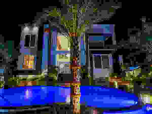 Elevation (Night View) ZEAL Arch Designs Bungalows