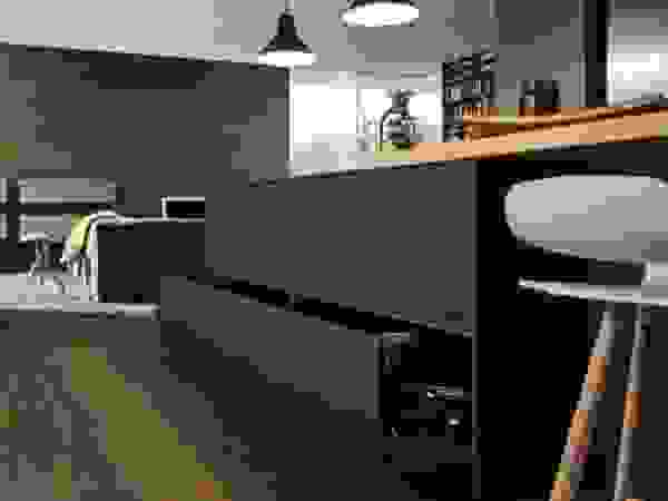 Felipe Lara & Cía Built-in kitchens Wood Black