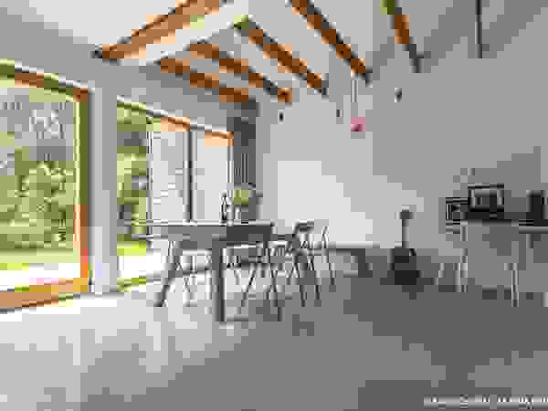 Bautech Sp. Z O.O. Modern living room Concrete Grey