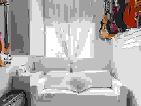 Studio Ideação Kamar Tidur Klasik MDF White