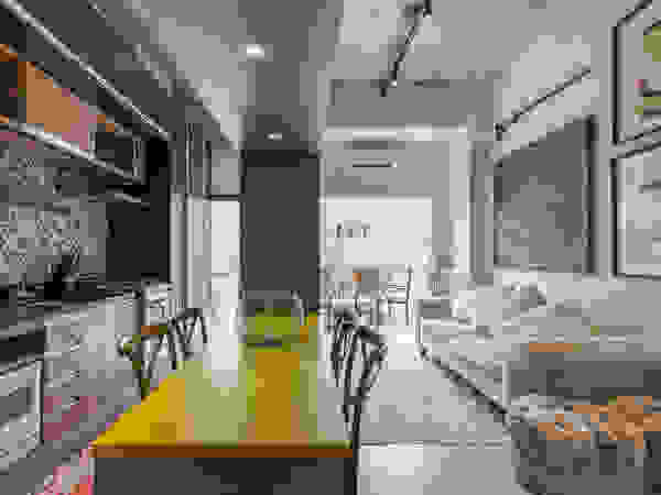 Studio Ideação Ruang Keluarga Klasik