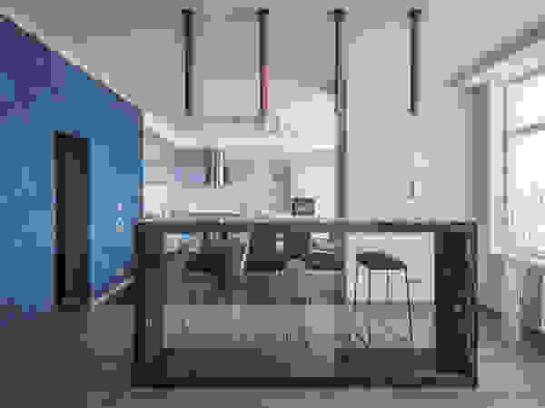 Irina Derbeneva Minimalist kitchen Blue