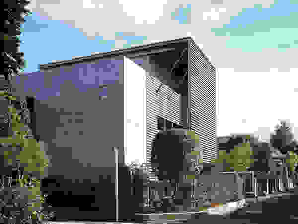 ひばりが丘 ギャラリーを意識した住まい 杉板化粧型枠コンクリート打ち放し外壁 Homify