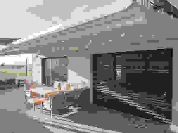 PERGOLA A.Ş. Front yard Aluminium/Zinc Grey