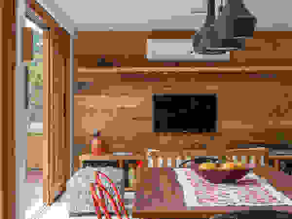 Raquel Junqueira Arquitetura Rustic style dining room