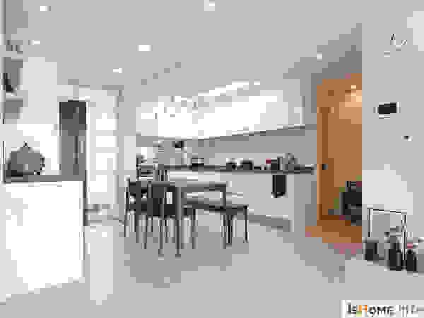이즈홈 Rustic style kitchen