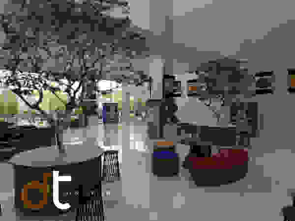 Rumah Desain Tropis Modern living room
