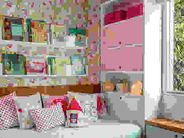 Raquel Junqueira Arquitetura Modern Kid's Room Wood Pink