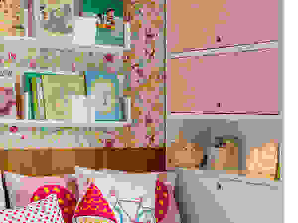 Raquel Junqueira Arquitetura Modern Kid's Room Wood Pink