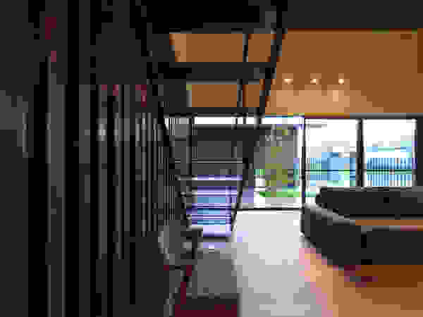 川添純一郎建築設計事務所 Modern Living Room