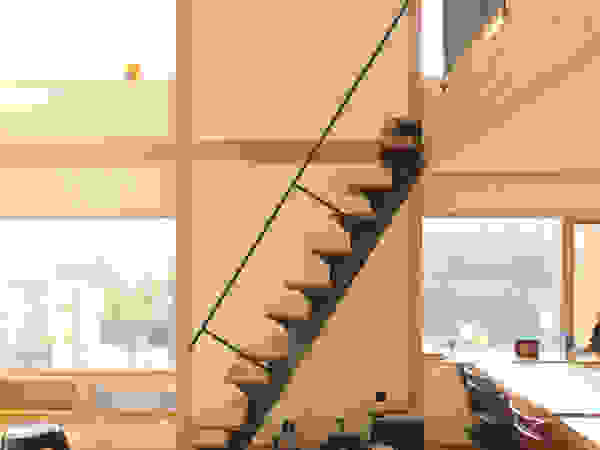すわ製作所 Stairs Iron/Steel Black