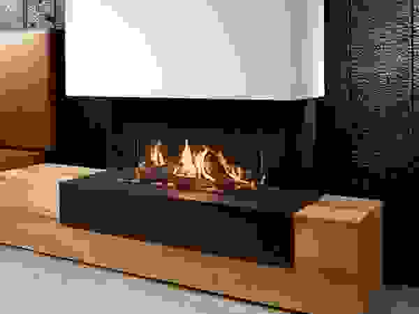 Grupo Cinco Chimeneas Living roomFireplaces & accessories Metal Brown