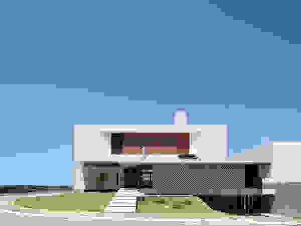 Martins Lucena Arquitetos Minimalist houses