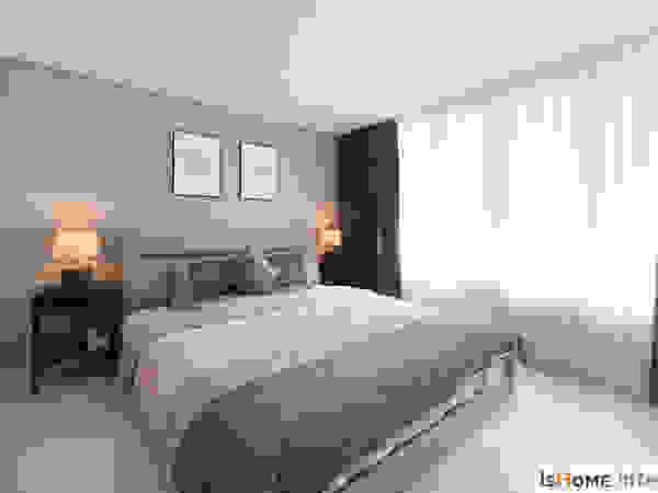 이즈홈 Modern media room