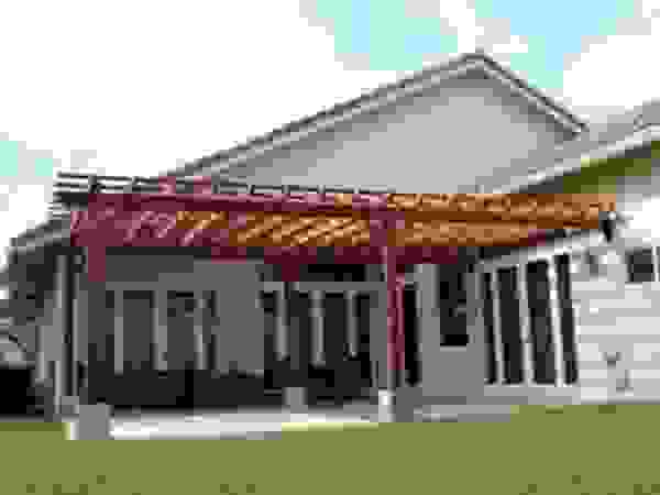 TECAS PISOS Y MADERAS SAS Balconies, verandas & terraces Accessories & decoration