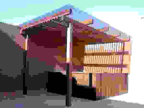 TECAS PISOS Y MADERAS SAS Balconies, verandas & terraces Accessories & decoration