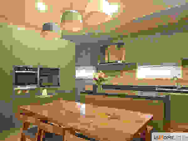 이즈홈 Modern kitchen