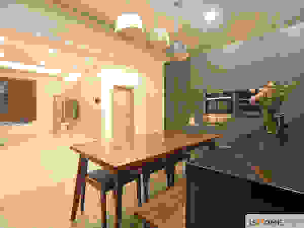 이즈홈 Modern kitchen