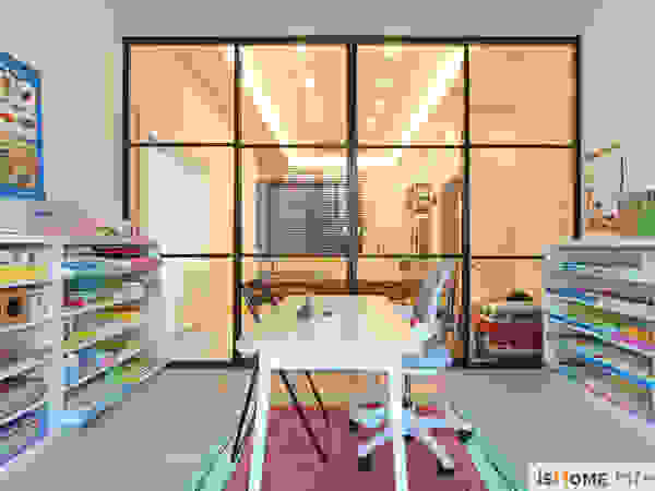이즈홈 Modern nursery/kids room