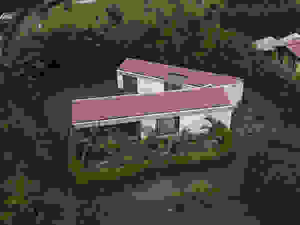 Hincapie Idarraga Estudio Country house Concrete White