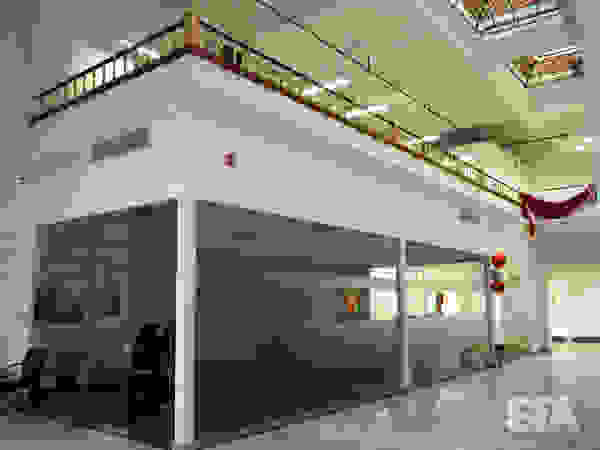 Soluciones Técnicas y de Arquitectura Офисы и магазины в стиле модерн Белый