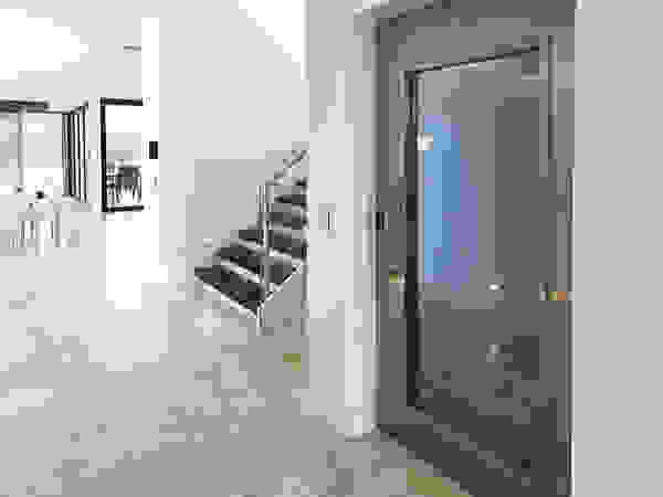 Liftech, S.A Stairs
