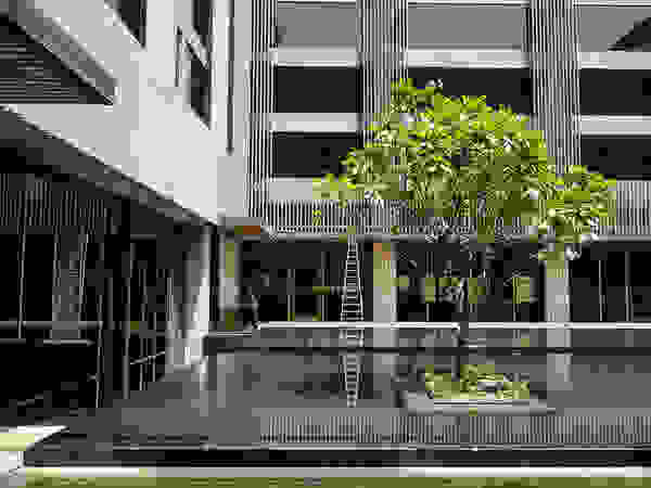 TakenIn Hotel Minimalis