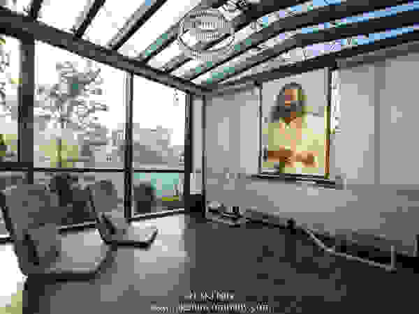 TakenIn Modern living room