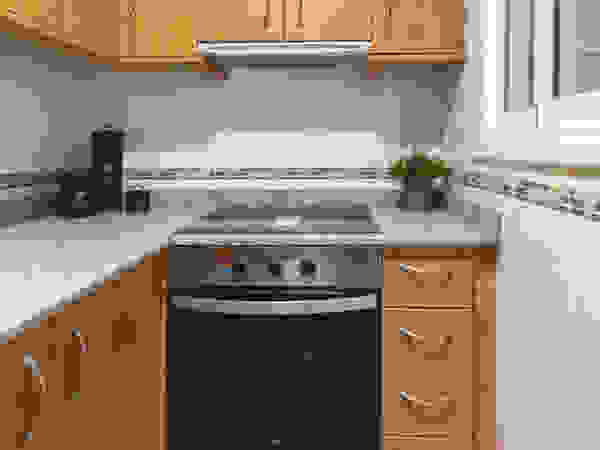 Home Staging Tarragona - Deco Interior Industrial style kitchen