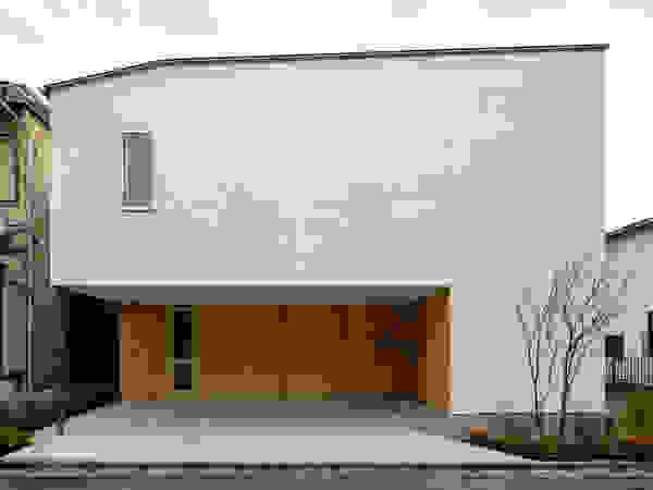 hm+architects 一級建築士事務所 Nowoczesne domy Biały
