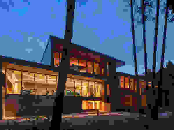 Trevor McIvor Architect Inc Modern Houses