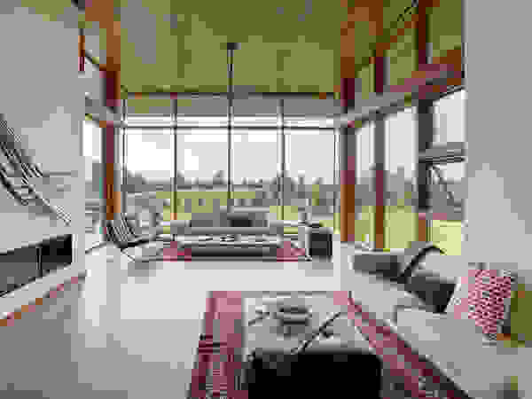 Trevor McIvor Architect Inc Modern Living Room