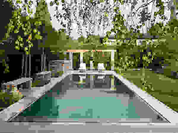 BEGRÜNDER Classic style pool