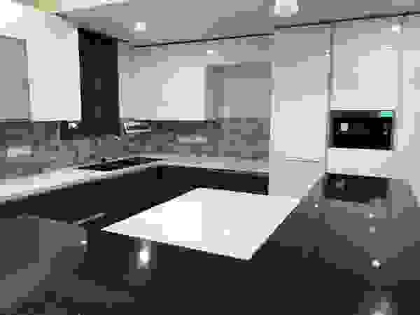 classicspaceinterior CozinhaArmários e estantes contraplacado Efeito de madeira