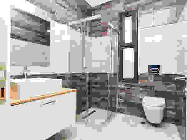 NAZZ Design Studio Modern bathroom