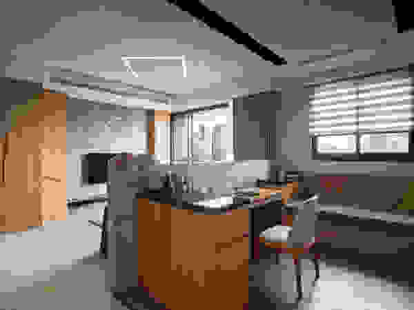 昱承室內裝修設計 Modern study/office